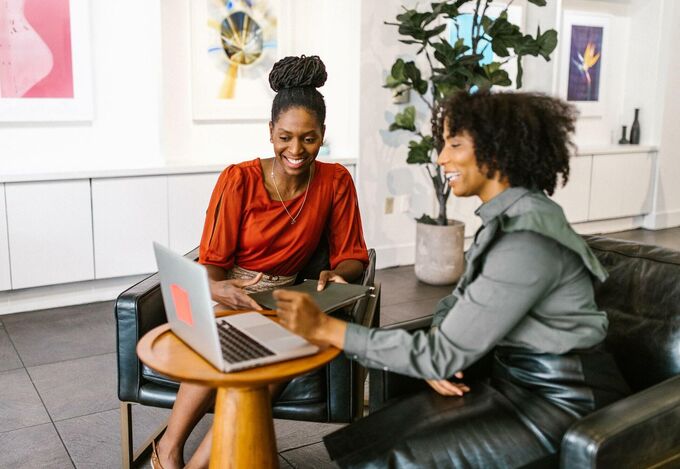 Pourquoi travailler chez AfricaNenda Pourquoi travailler chez AfricaNenda